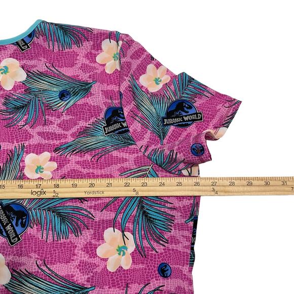 Jurassic World Womens Size 2XL Short Sleeve Pink V Neck Print Medical Scrub Top - Picture 9 of 9
